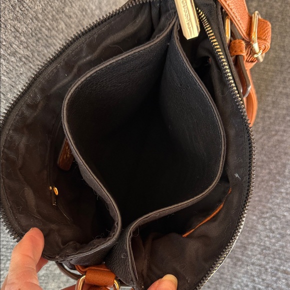 Gusacci Black and Brown Crossbody Bag - Picture 11 of 11